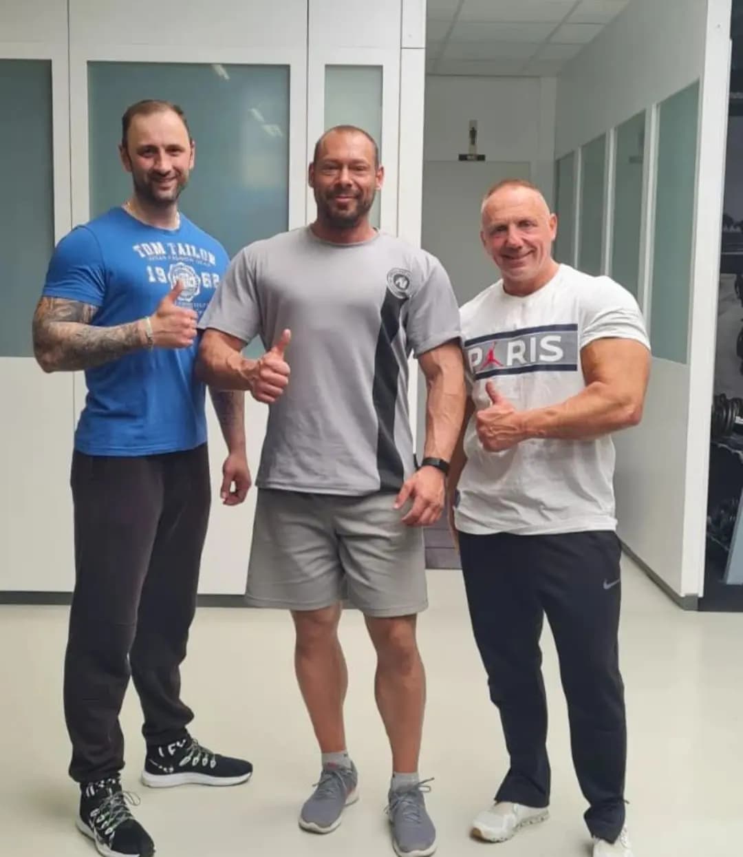 Dr Sascha Gail mit Freunden